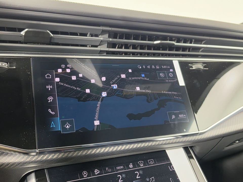 2026 Audi RS Q8 Performance - Image 29 of 31
