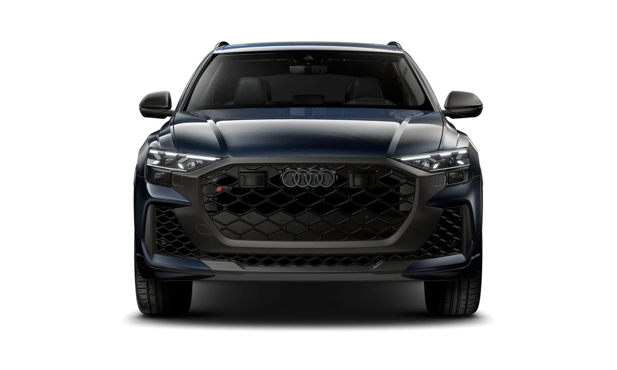 2026 Audi RS Q8 Performance - Image 12 of 17
