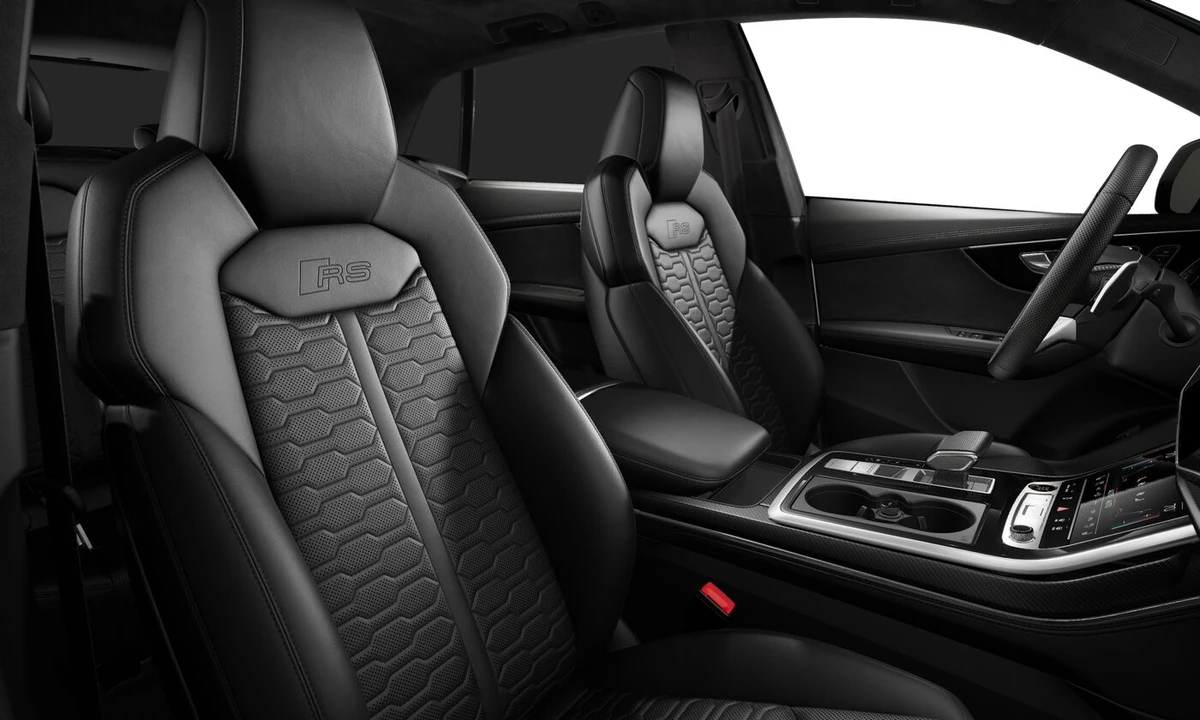 2026 Audi RS Q8 Performance - Image 7 of 8