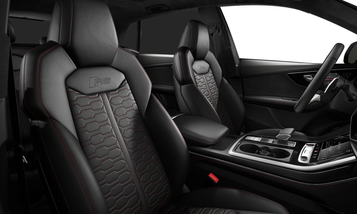 2026 Audi RS Q8 Performance - Image 7 of 8