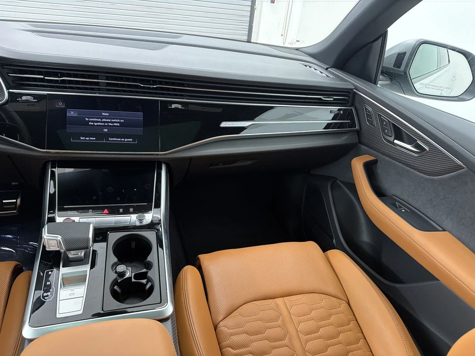 2026 Audi RS Q8 Performance - Image 29 of 30