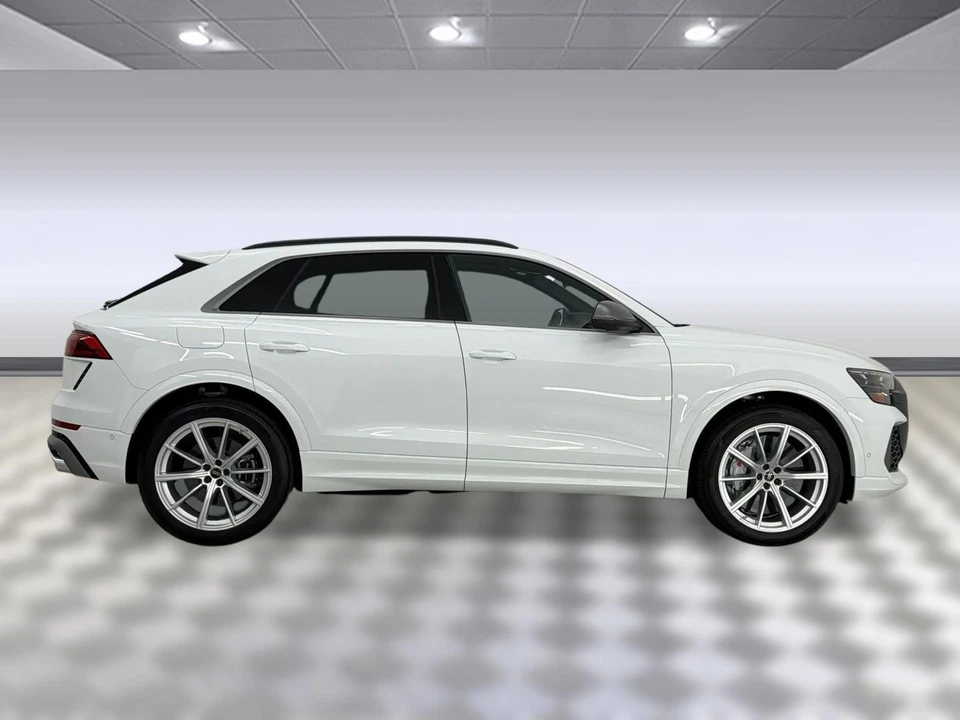 2026 Audi RS Q8 Performance - Image 8 of 30