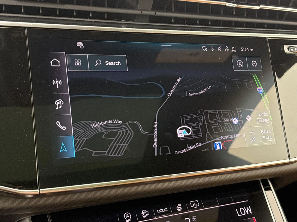 2026 Audi RS Q8 Performance - Image 17 of 30