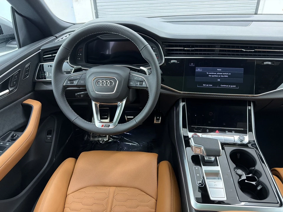 2026 Audi RS Q8 Performance - Image 28 of 30