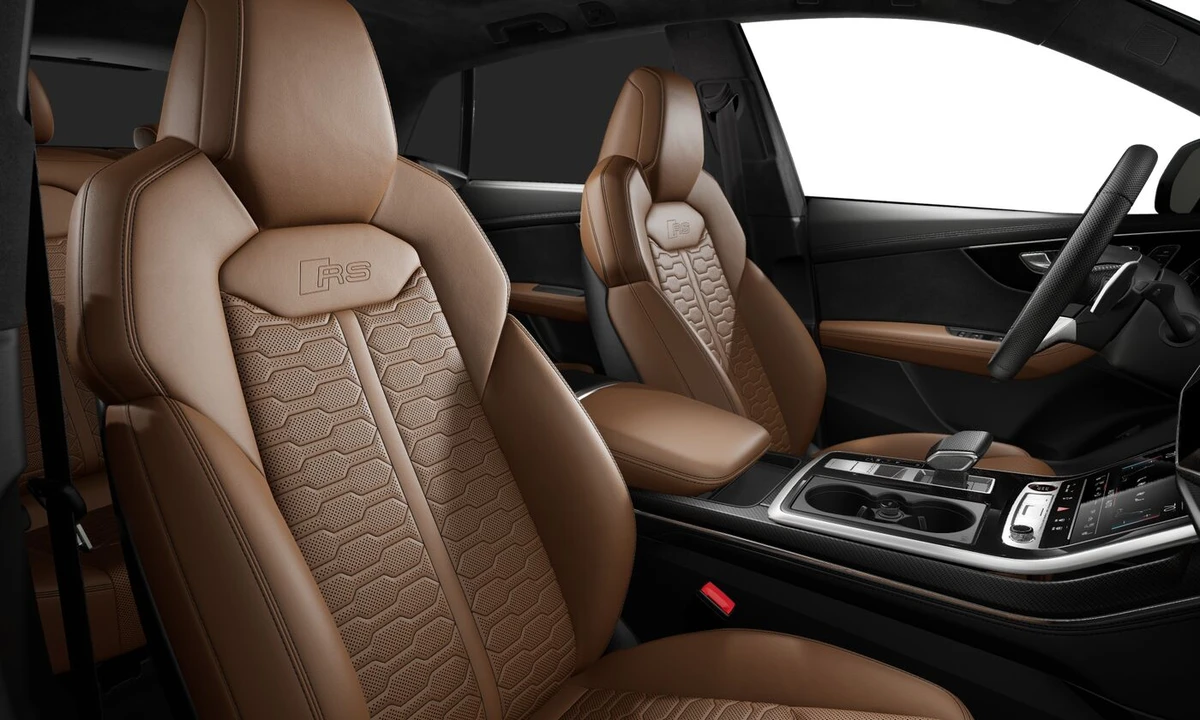 2026 Audi RS Q8 Performance - Image 7 of 8