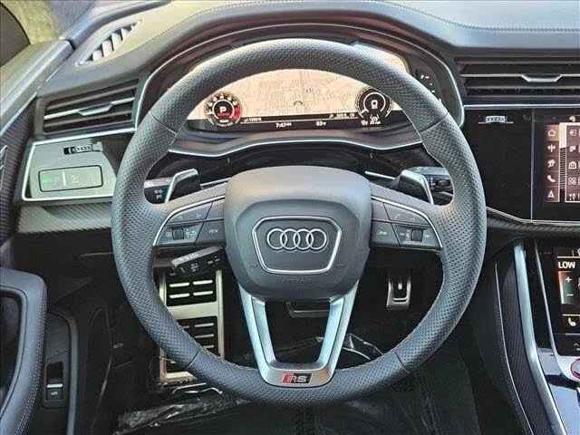 2026 Audi RS Q8 Performance - Image 12 of 18