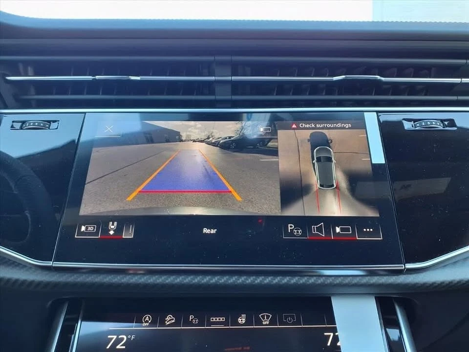 2026 Audi RS Q8 Performance - Image 16 of 20
