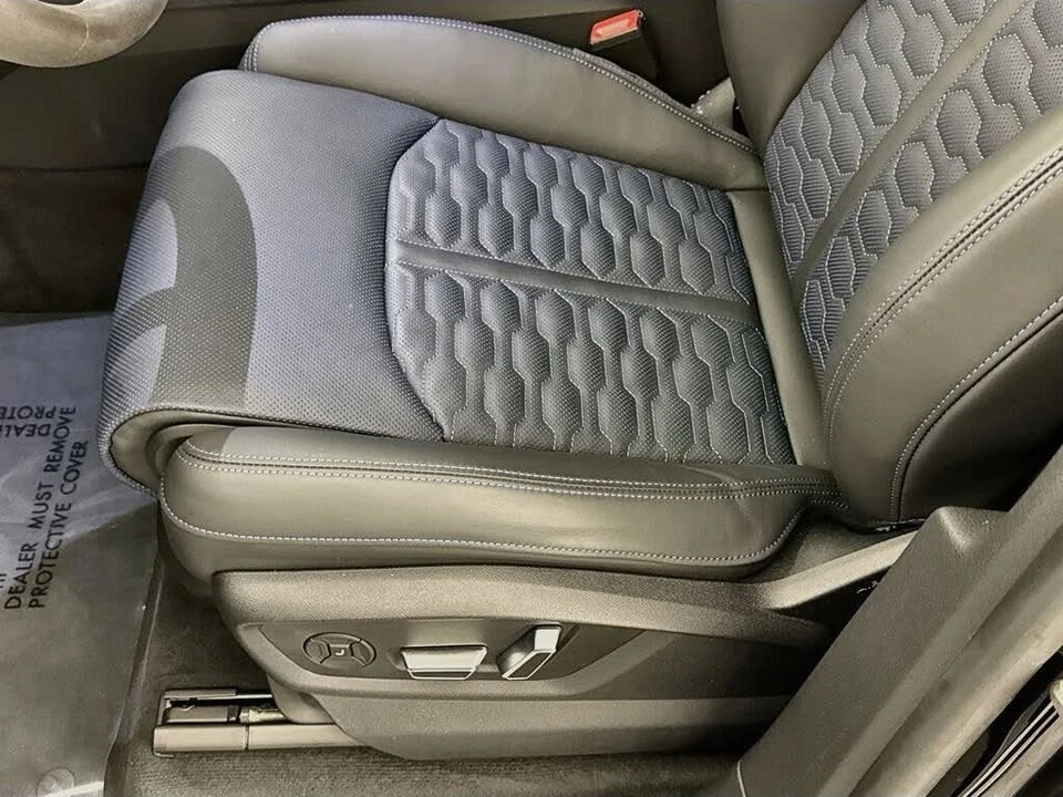2026 Audi RS Q8 Performance - Image 20 of 20
