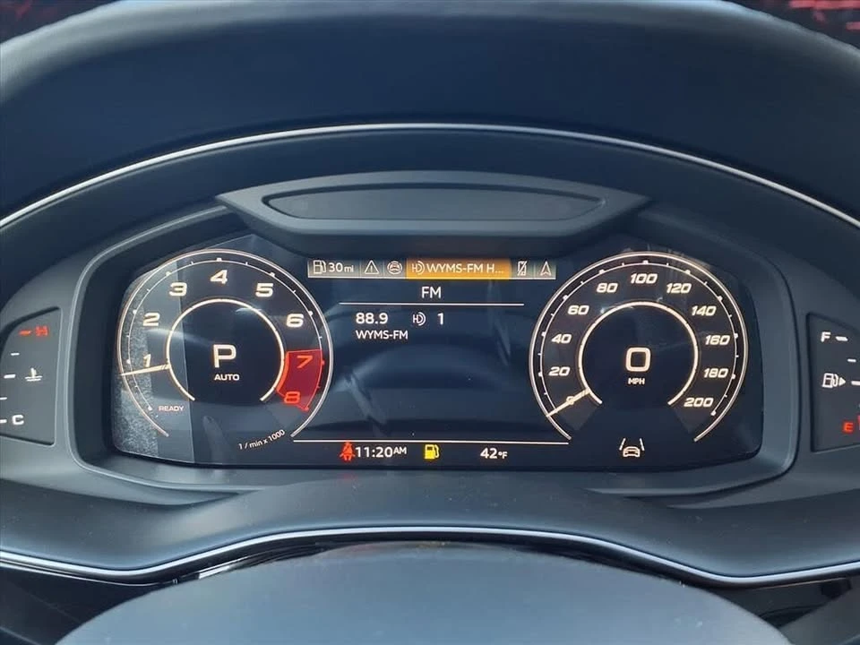 2026 Audi RS Q8 Performance - Image 15 of 20