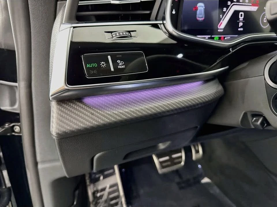2026 Audi RS Q8 Performance - Image 10 of 20