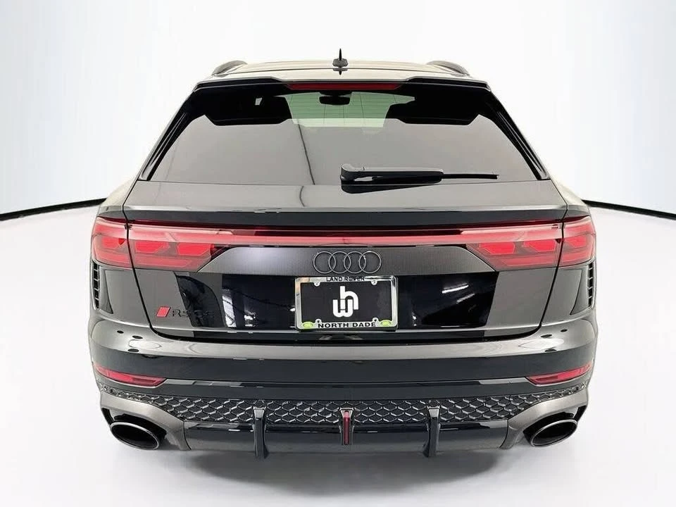 2026 Audi RS Q8 Performance - Image 6 of 20