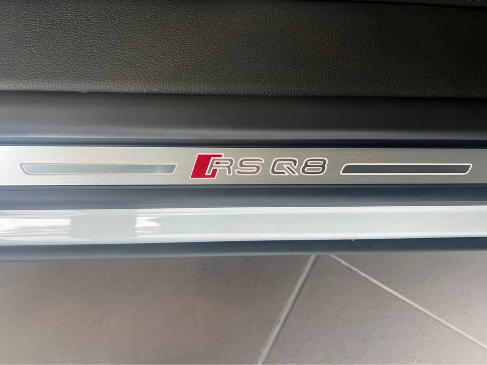 2026 Audi RS Q8 Performance - Image 7 of 12
