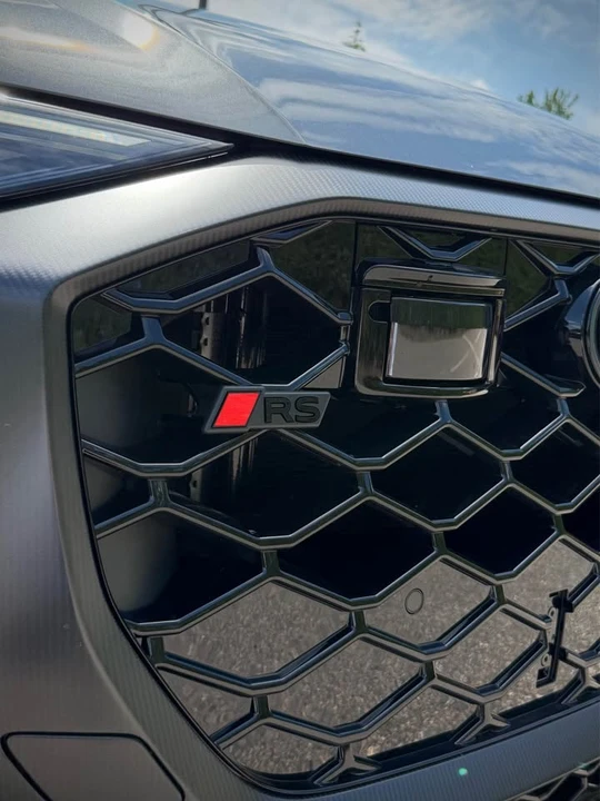 2026 Audi RS Q8 Performance - Image 4 of 9