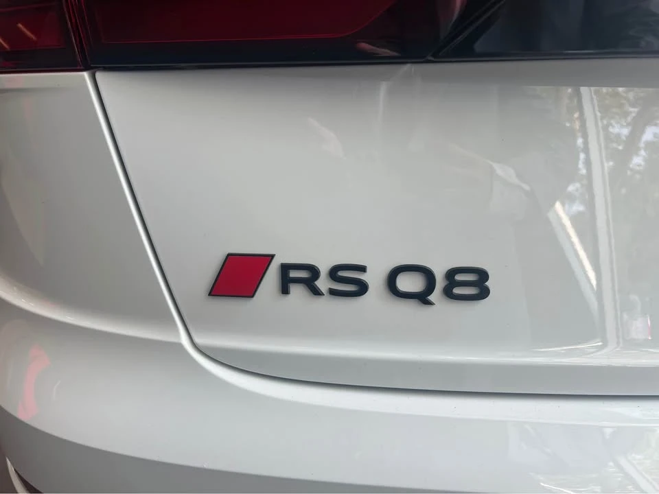 2026 Audi RS Q8 Performance - Image 9 of 12