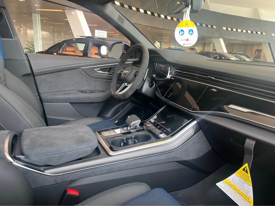 2026 Audi RS Q8 Performance - Image 4 of 12