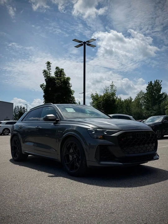 2026 Audi RS Q8 Performance - Image 3 of 9