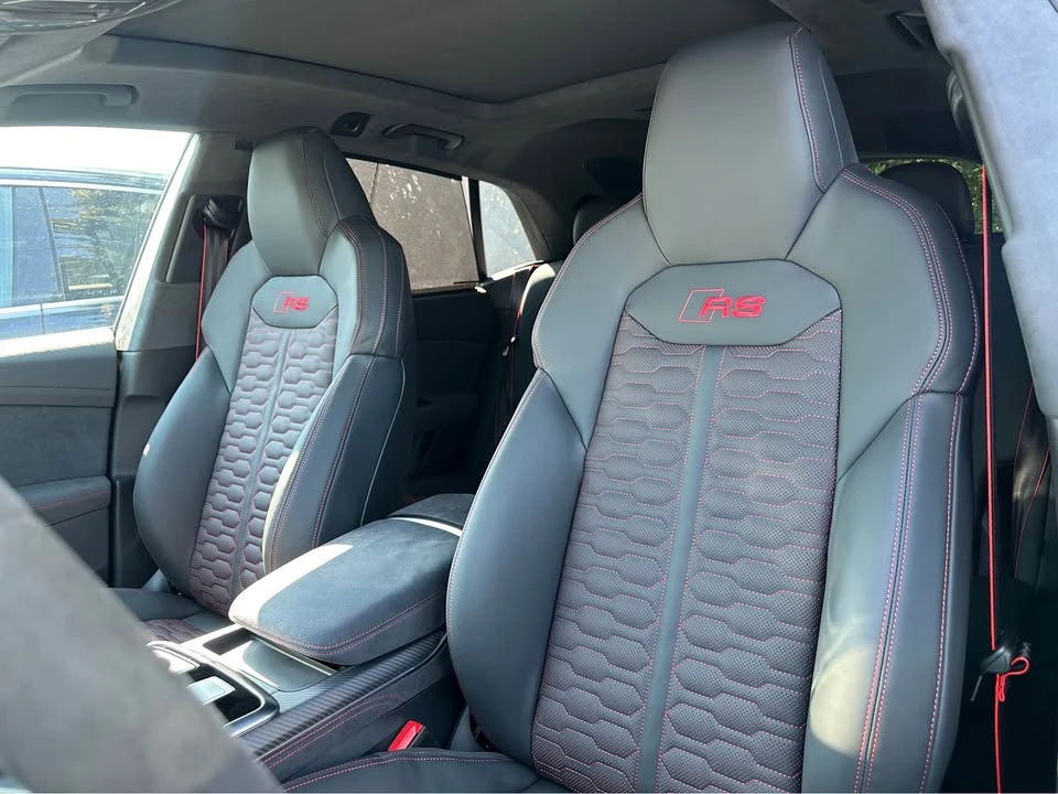 2026 Audi RS Q8 Performance - Image 7 of 14