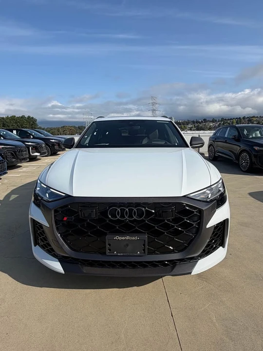 2026 Audi RS Q8 Performance - Image 2 of 12