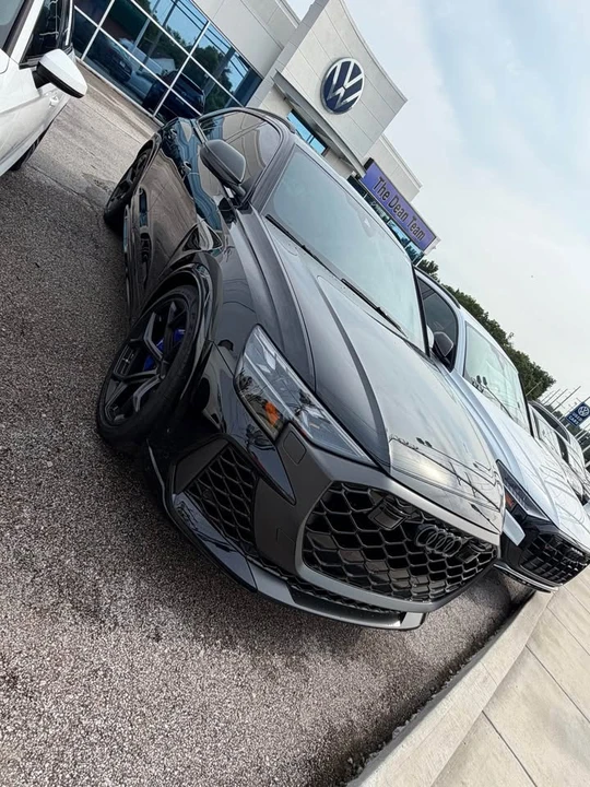 2026 Audi RS Q8 Performance - Image 2 of 4