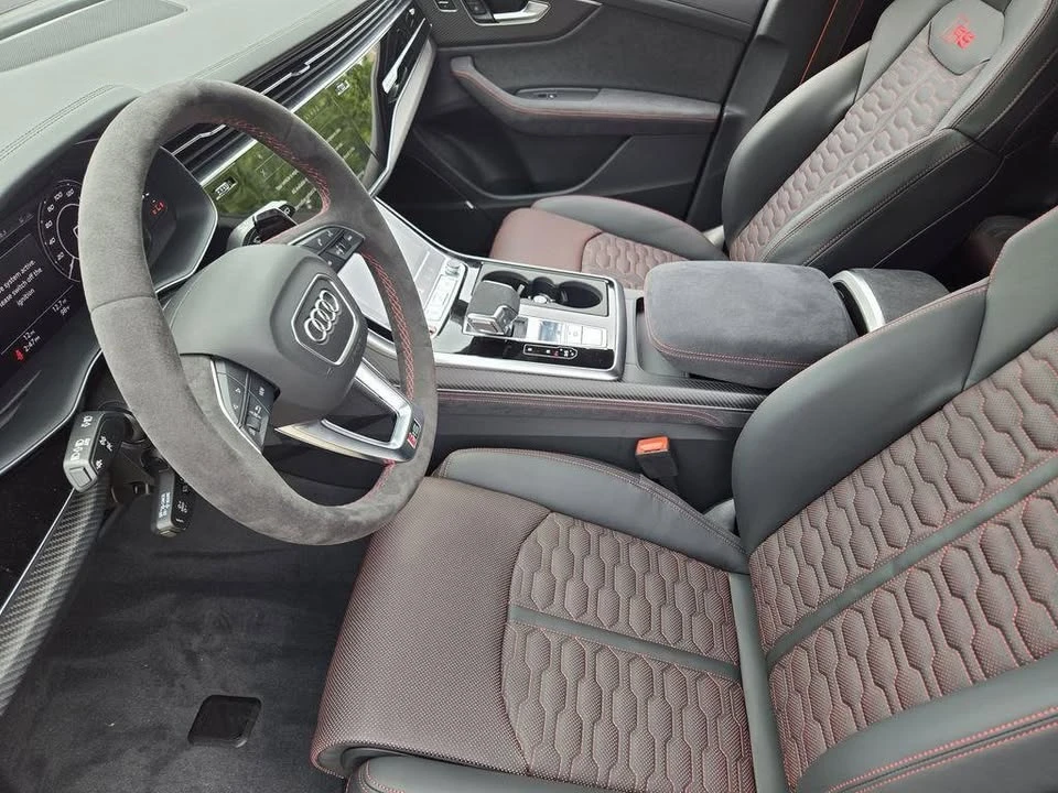 2026 Audi RS Q8 Performance - Image 12 of 20