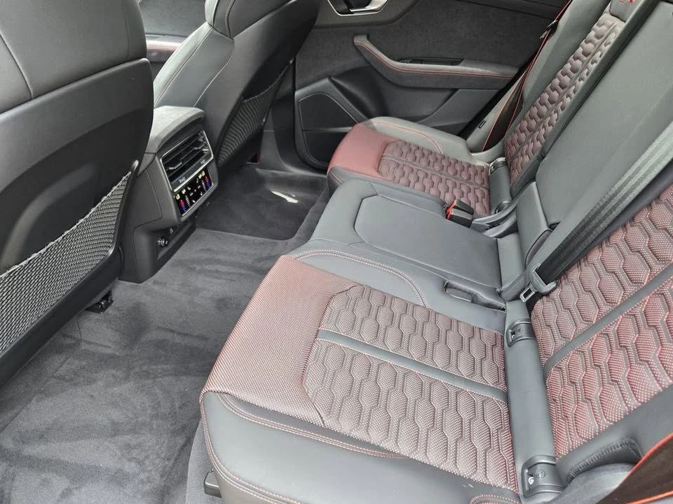 2026 Audi RS Q8 Performance - Image 17 of 20