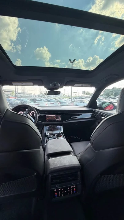 2026 Audi RS Q8 Performance - Image 17 of 18