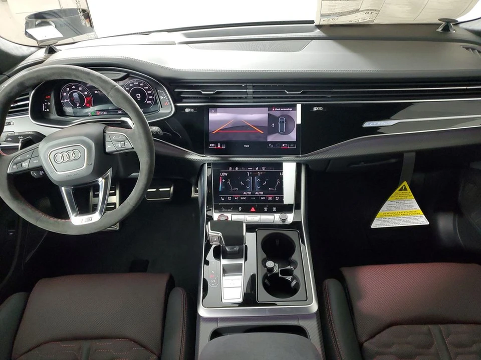 2026 Audi RS Q8 Performance - Image 14 of 31