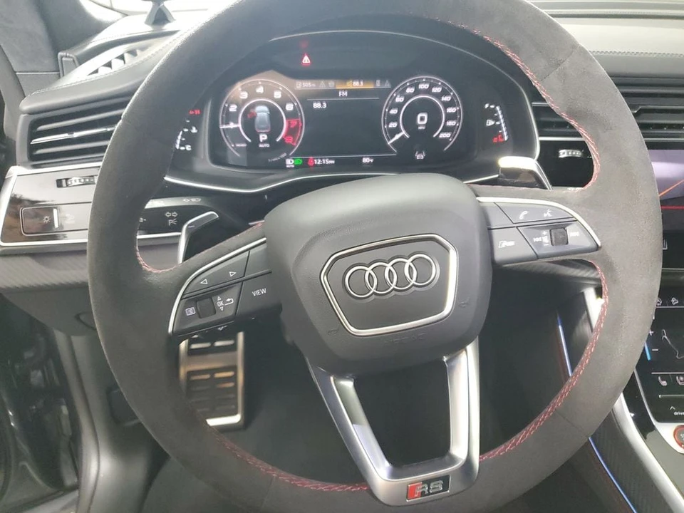 2026 Audi RS Q8 Performance - Image 25 of 31