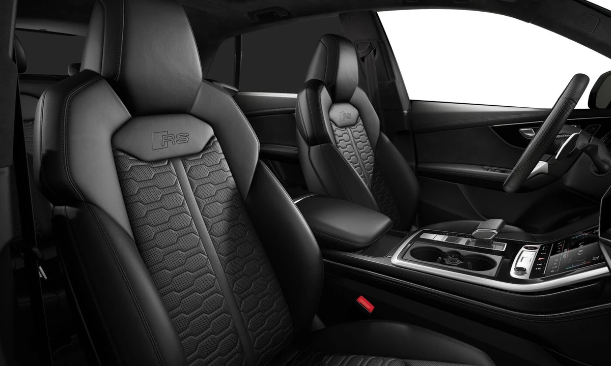 2026 Audi RS Q8 Performance - Image 7 of 8