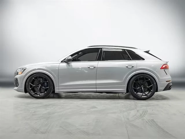 2026 Audi RS Q8 Performance - Image 4 of 20