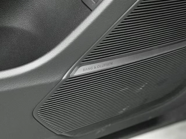 2026 Audi RS Q8 Performance - Image 19 of 20