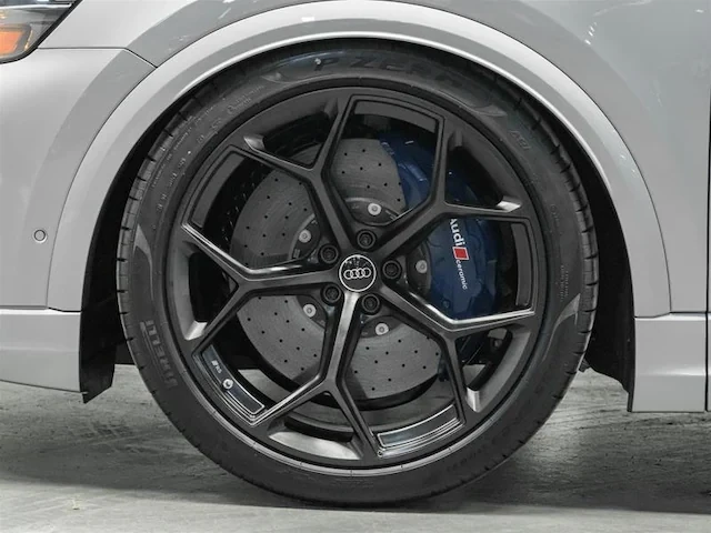 2026 Audi RS Q8 Performance - Image 3 of 20