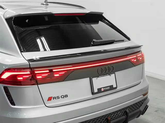 2026 Audi RS Q8 Performance - Image 5 of 20