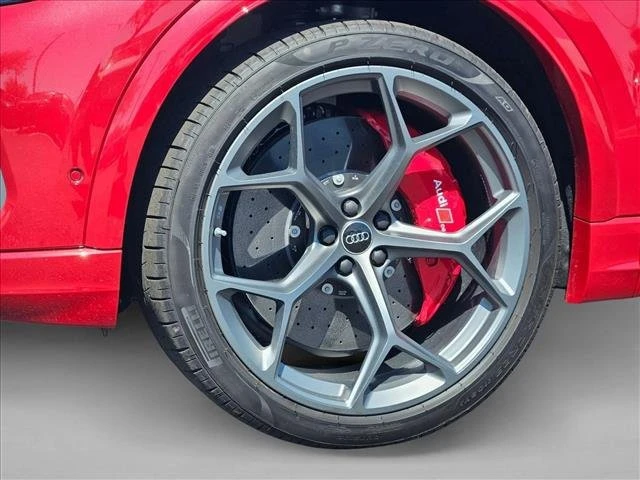 2026 Audi RS Q8 Performance - Image 11 of 20