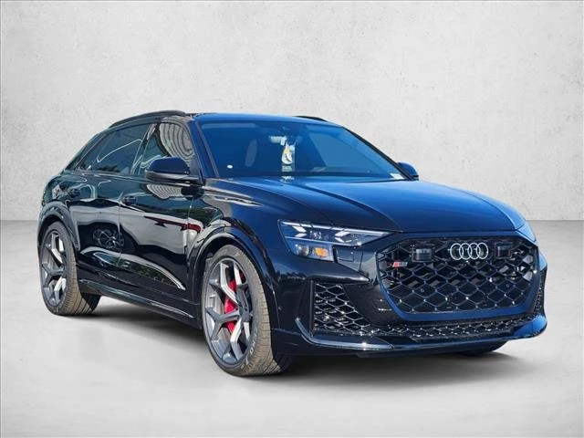 2026 Audi RS Q8 Performance - Image 7 of 20