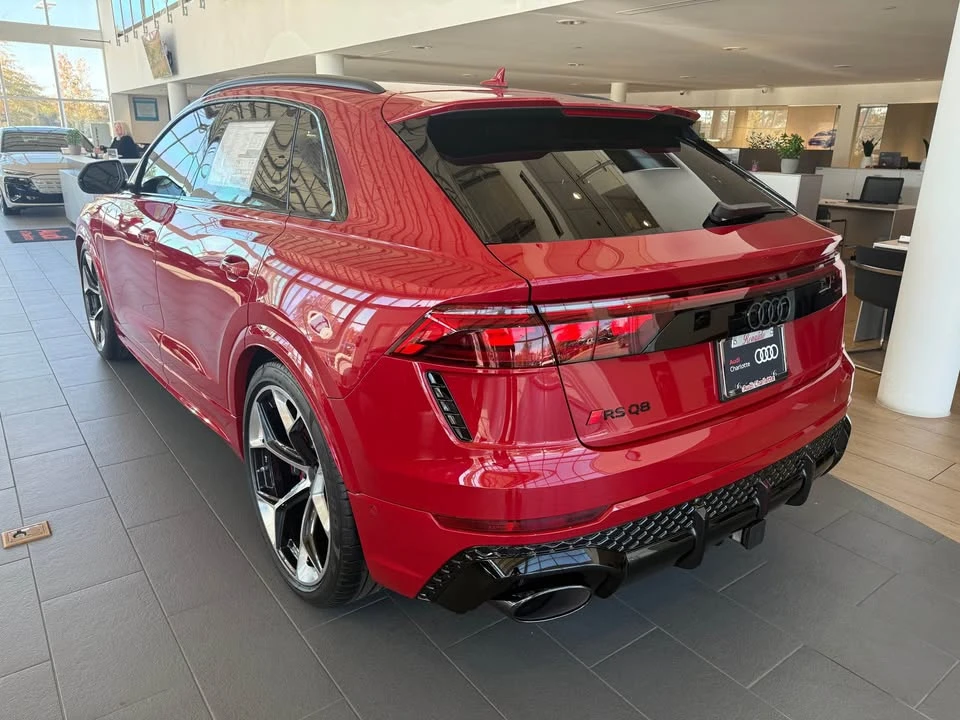 2026 Audi RS Q8 Performance - Image 6 of 15