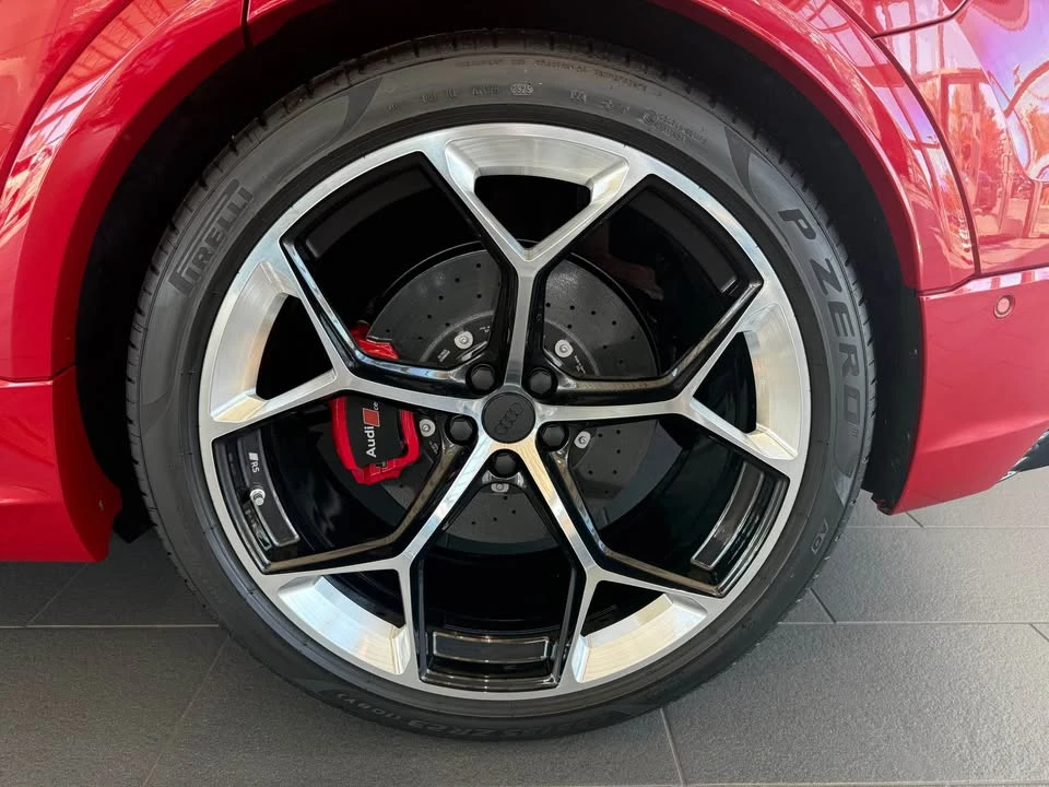 2026 Audi RS Q8 Performance - Image 5 of 15