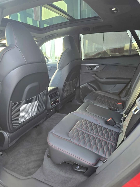2026 Audi RS Q8 Performance - Image 7 of 20