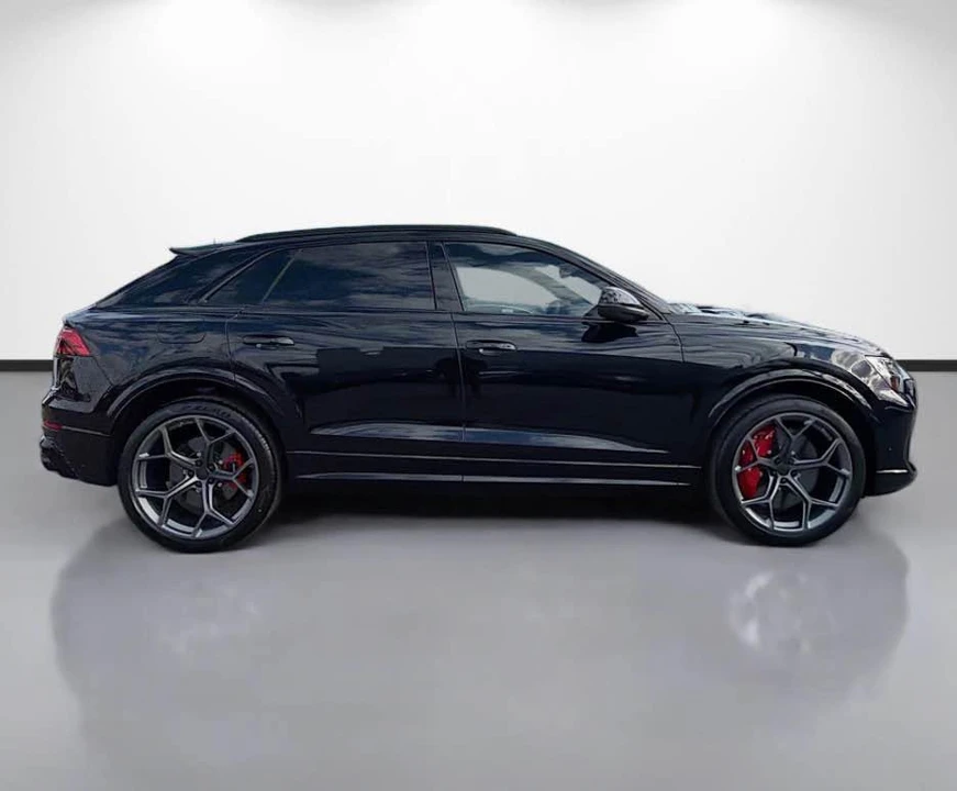 2026 Audi RS Q8 - Image 2 of 7