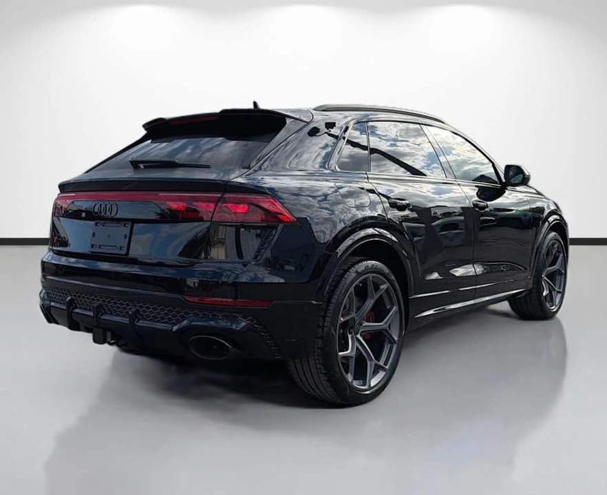 2026 Audi RS Q8 - Image 3 of 7