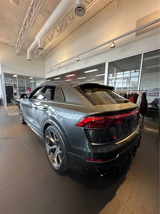 2026 Audi RS Q8 Performance - Image 4 of 12