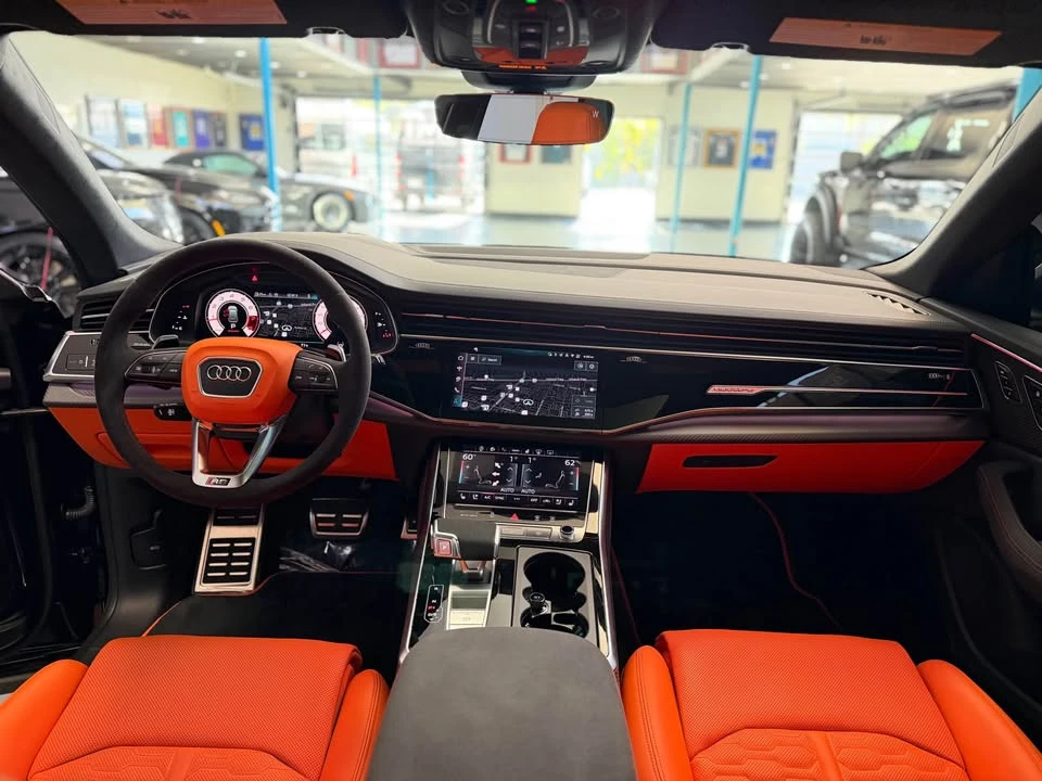 2026 Audi RS Q8 - Image 17 of 20