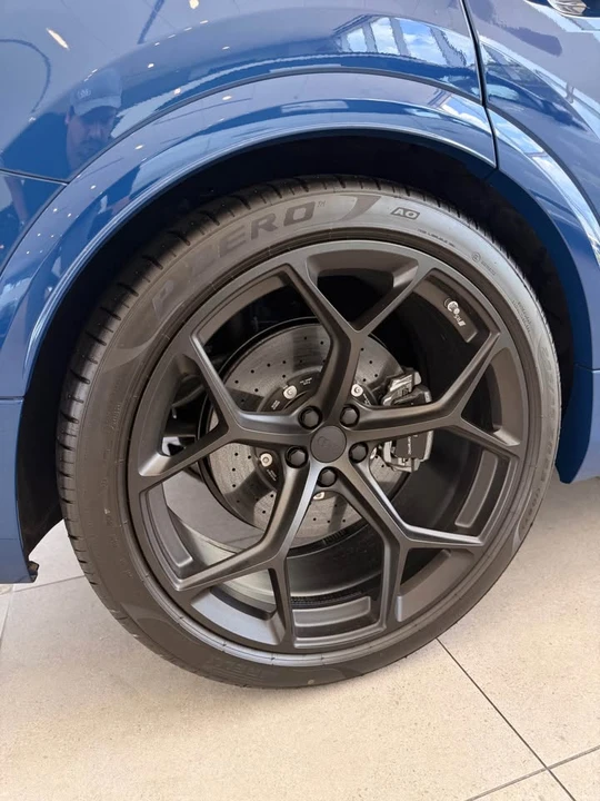 2026 Audi RS Q8 Performance - Image 13 of 14