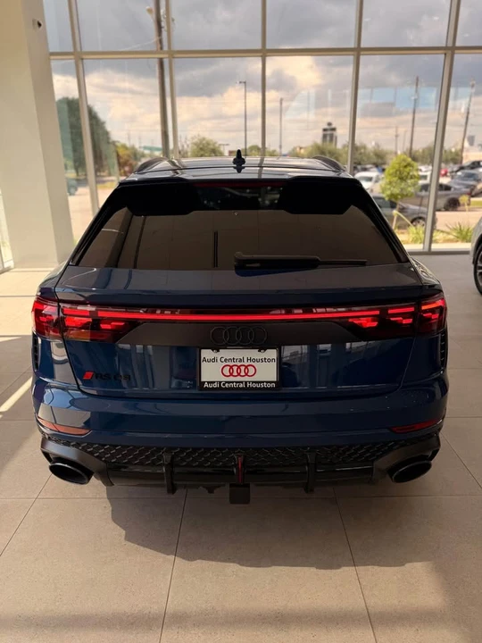 2026 Audi RS Q8 Performance - Image 3 of 14