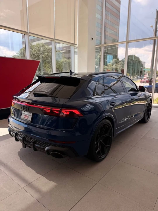 2026 Audi RS Q8 Performance - Image 2 of 14