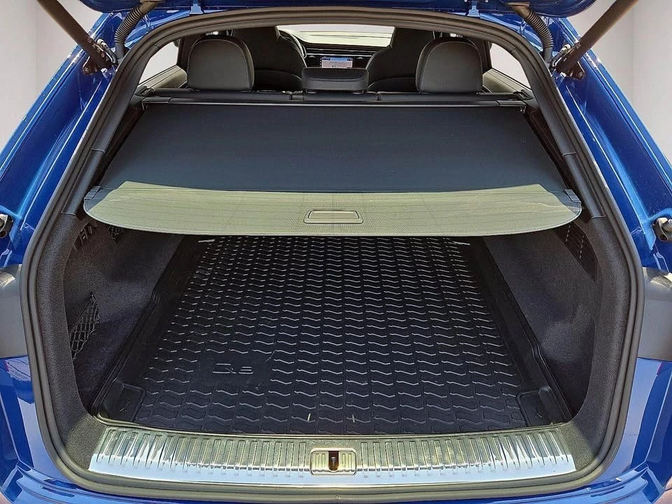 2026 Audi RS Q8 Performance - Image 19 of 20