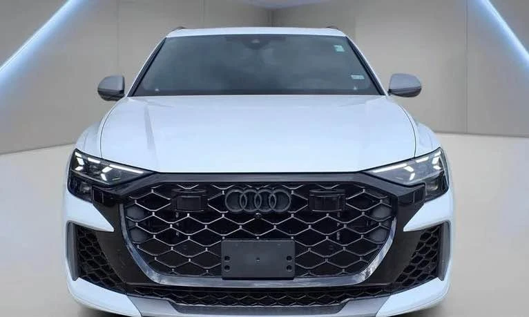 2026 Audi RS Q8 Performance - Image 3 of 12