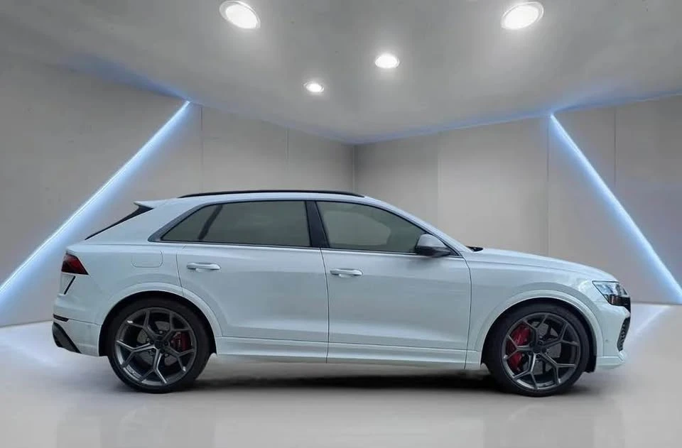 2026 Audi RS Q8 Performance - Image 5 of 12