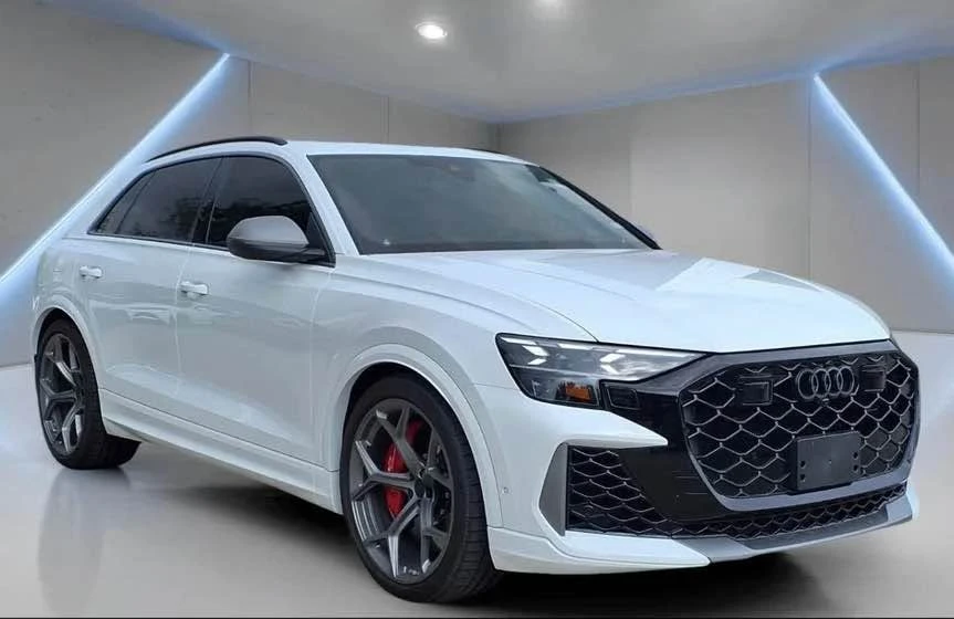 2026 Audi RS Q8 Performance - Image 4 of 12