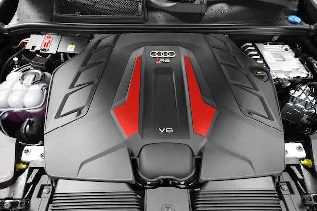 2026 Audi RS Q8 Performance - Image 12 of 12